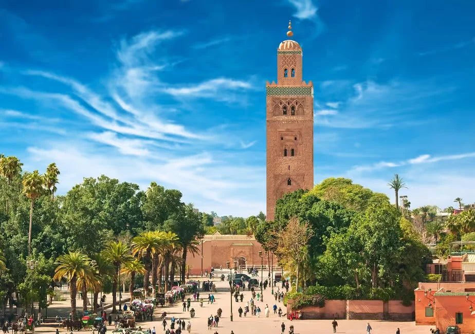 Marrakech: Majorelle & Menara Gardens Tour with Horse Carriage Ride