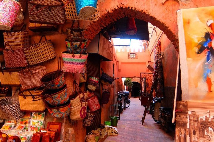 Marrakech: Medina Local Markets and Hidden Sites Guided Walking Tour