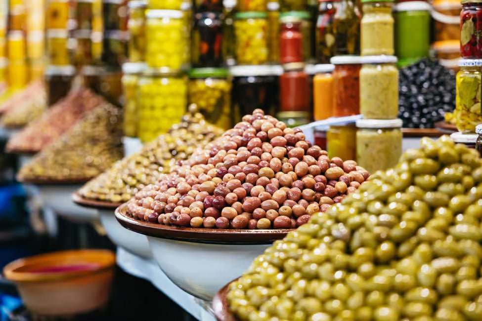 Marrakech: Night Street Food Tour with Local Tastings and Rooftop Tea