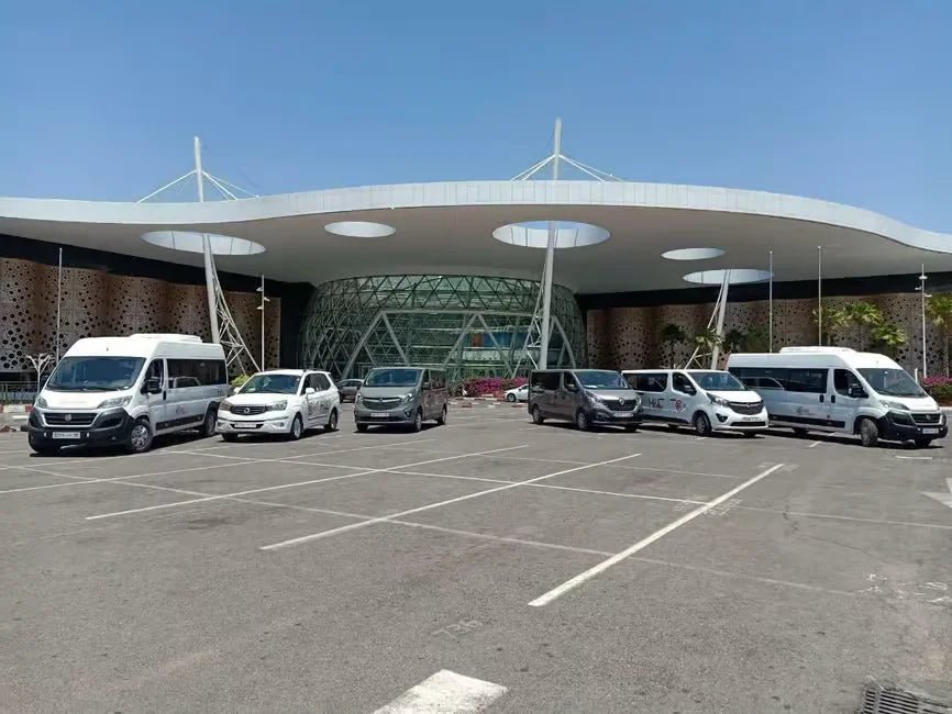 Marrakech: Private RAK Airport Transfer with Hotel Pickup