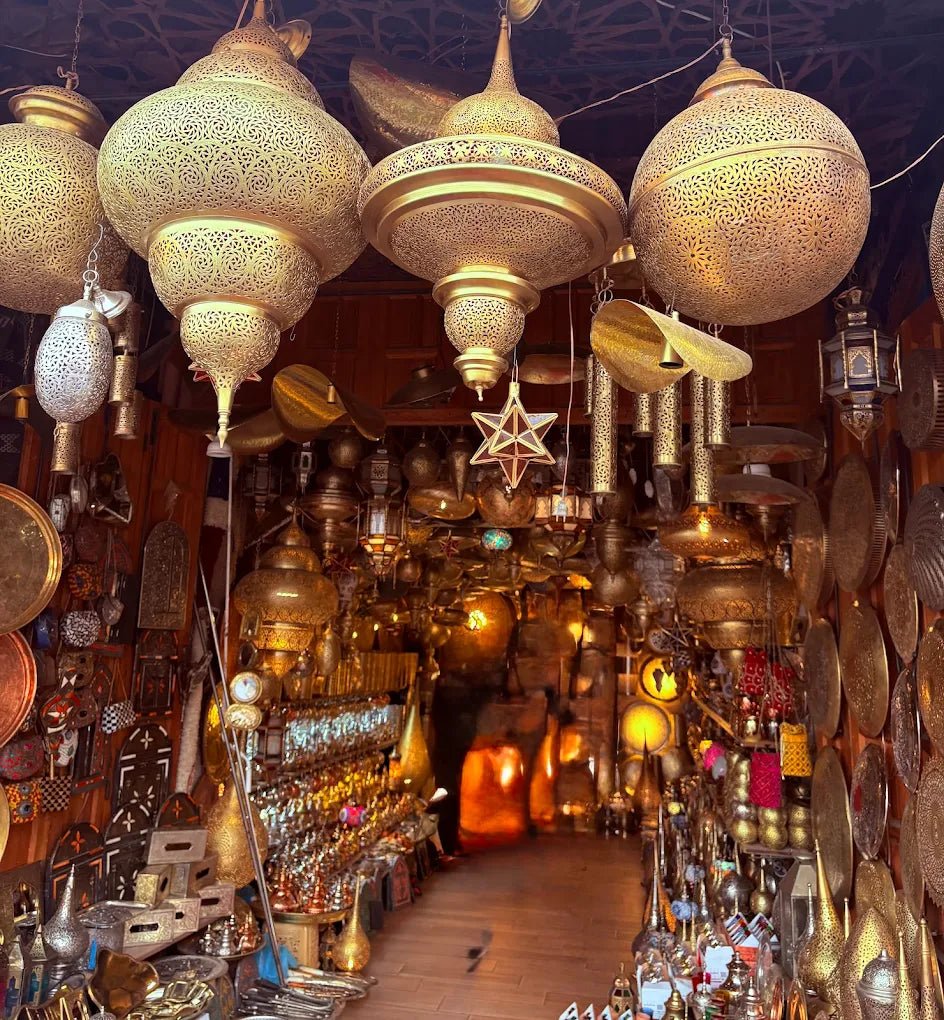 Marrakech: Private Shopping Tour with Souks, Hidden Markets and Moroccan Snacks