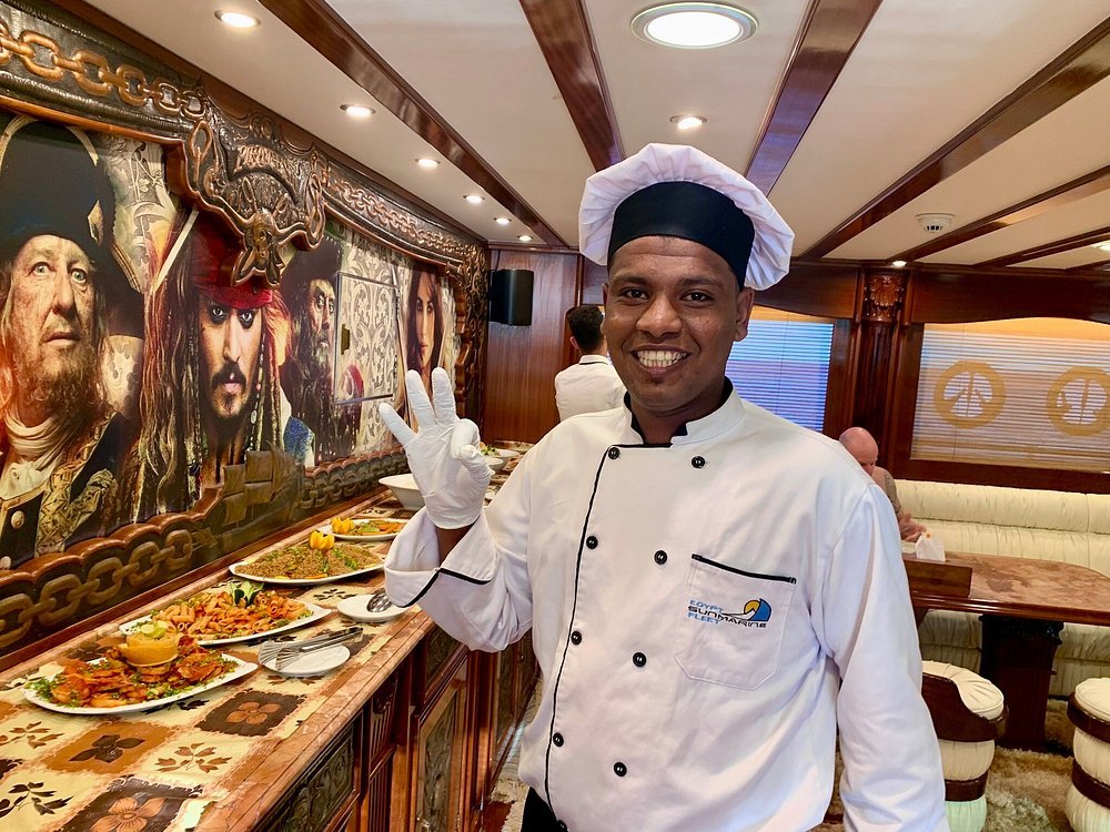 Marsa Alam: Pirates Premium Snorkeling Trip to Marsa Mubarak and Marsa Shona