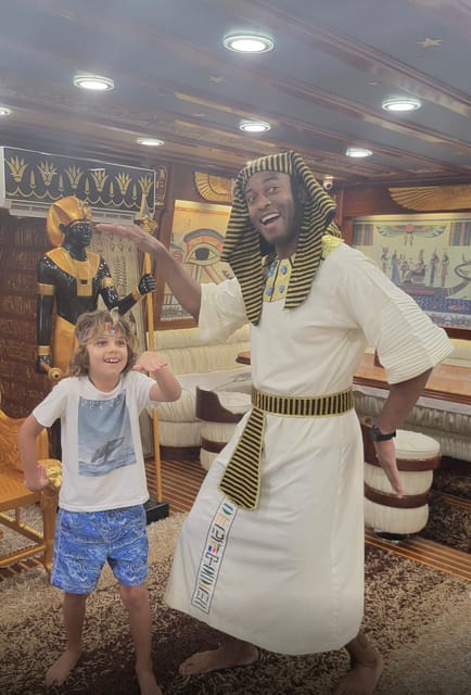 Marsa Alam: Turtle Bay Nefertari Cruise with Snorkeling and Seafood Lunch