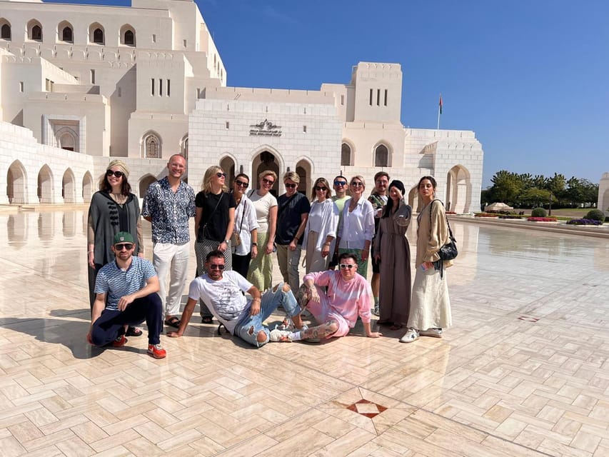 Muscat: City Highlights Guided Tour with Grand Mosque Visit
