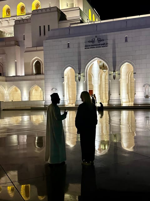 Muscat: Guided Small - Group Night City Tour by Van