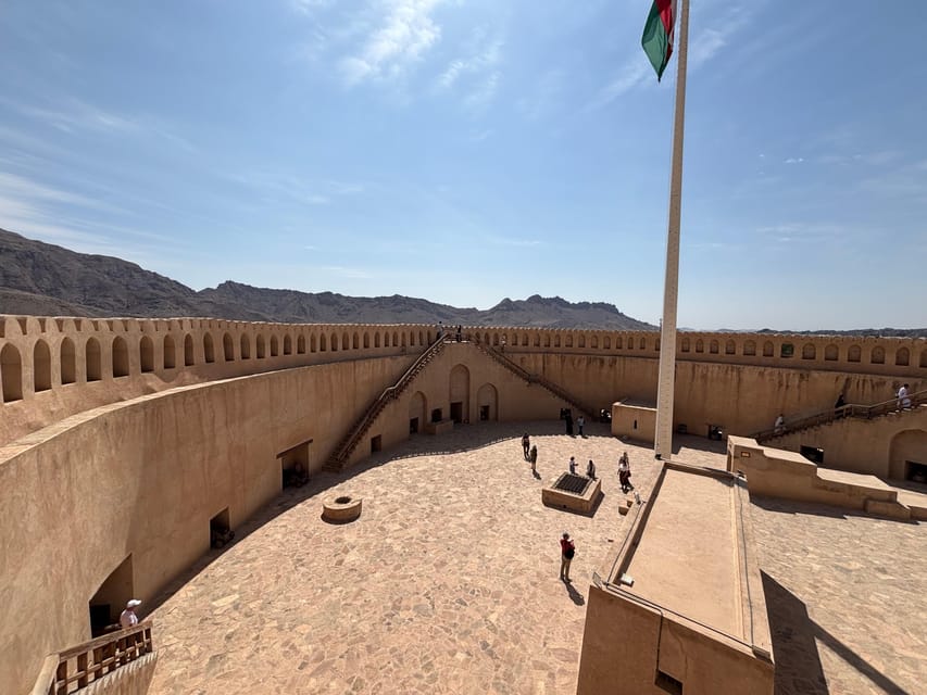 Muscat: Nizwa and Jebel Akhdar Day Trip with Optional Overnight Stay