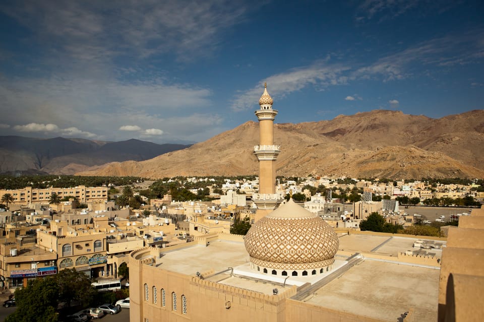 Muscat: Nizwa Fort Visit and Oman Across Ages Museum Day Tour