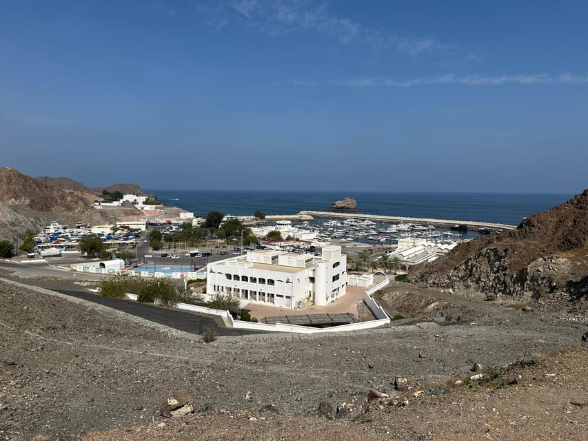 Muscat: Private Guided City Highlights Tour