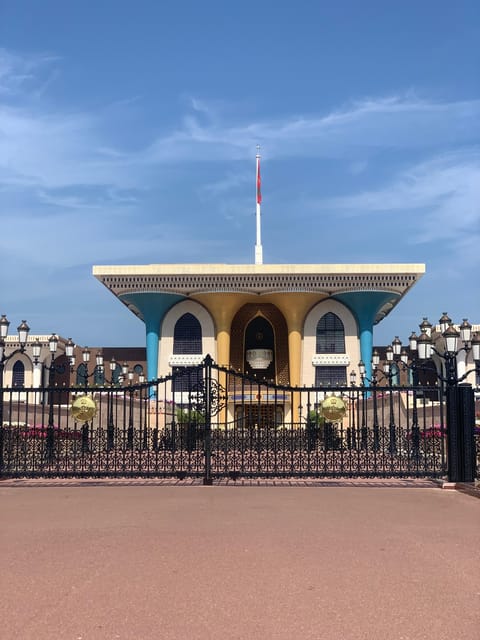 Muscat: Private Tour of Muscat City with Pickup