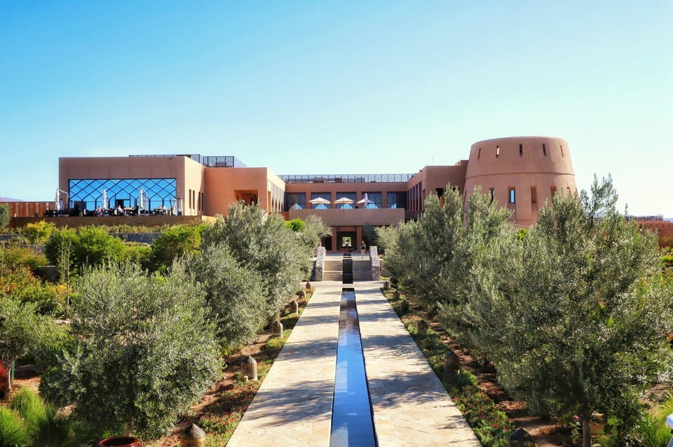 Muscat: Private Transfer to/from Muscat & Jebel Akhdar Airport/Hotel Pickup