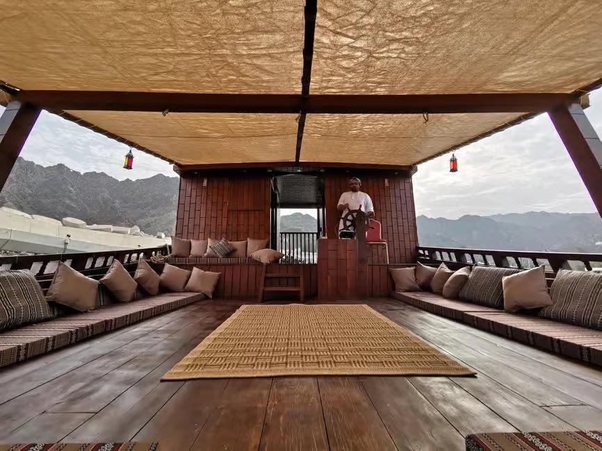 Muscat: Sunset Cruise with Al Jalali and Mirani Forts