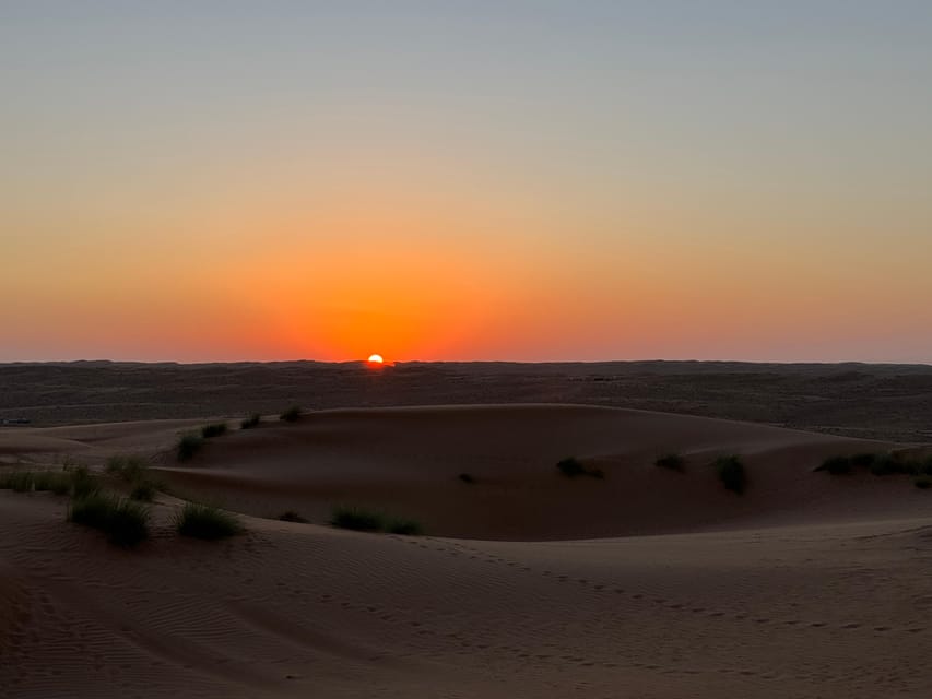 Muscat: Wadi Bani Khalid and Wahiba Sands Private Desert Safari