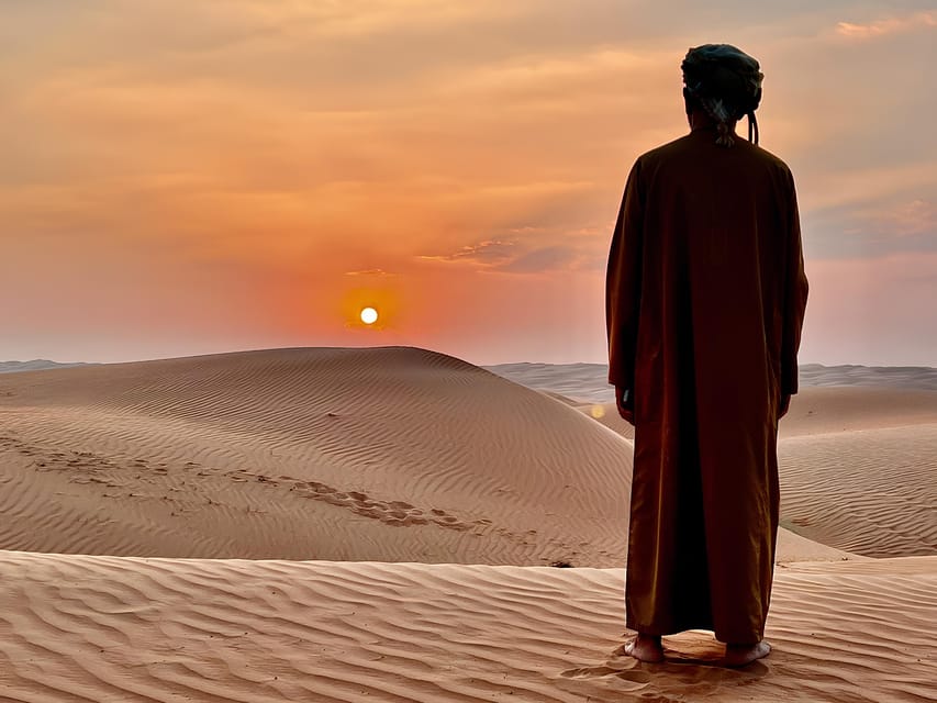 Muscat: Wahiba Sands Sunset Tour with Dinner and Optional Zoo Visit