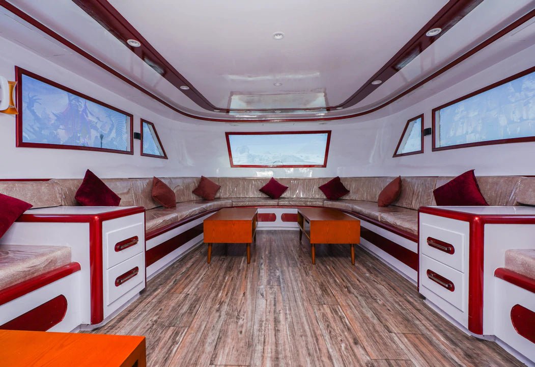 Porto Marina: Amerty Private Yacht Trip with Swimming and Optional Lunch in North Coast