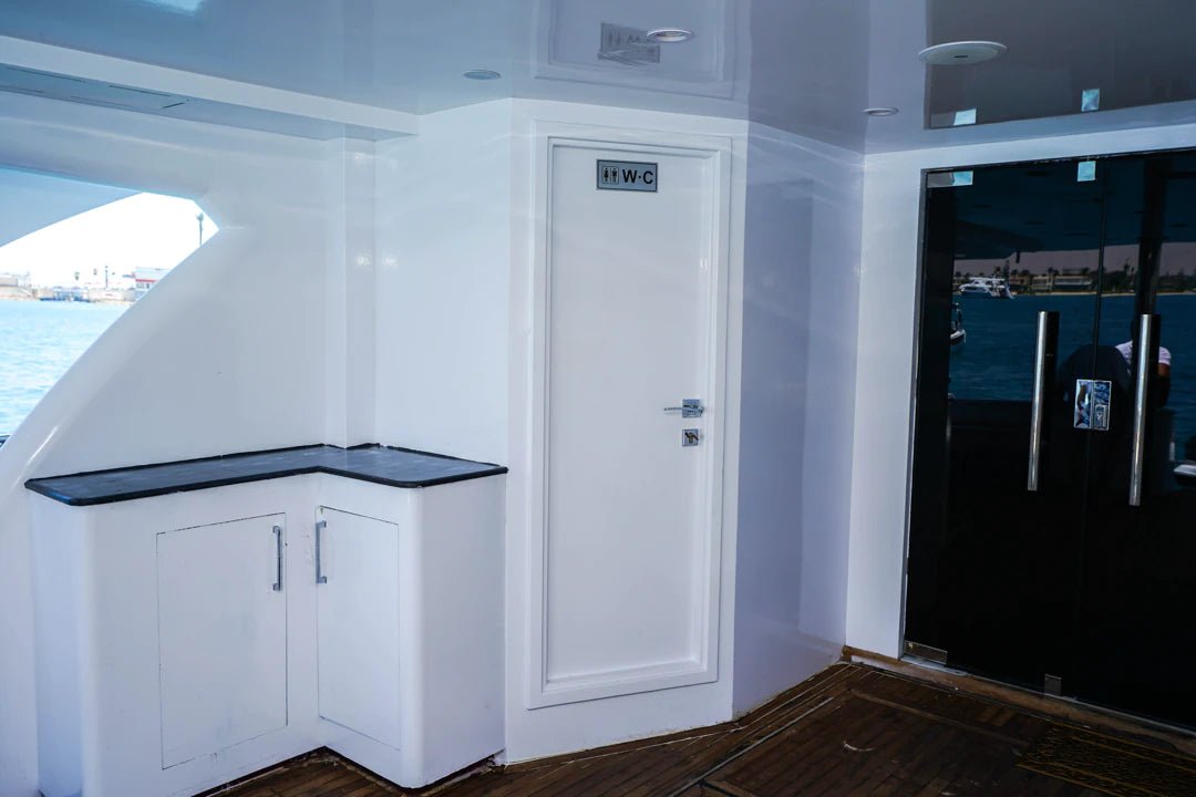 Porto Marina: Amerty Private Yacht Trip with Swimming and Optional Lunch in North Coast