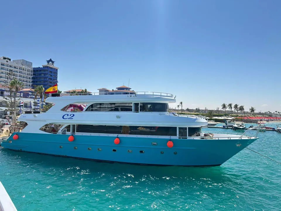 Porto Marina: C2 Private Yacht Trip with Swimming and Optional Lunch in North Coast