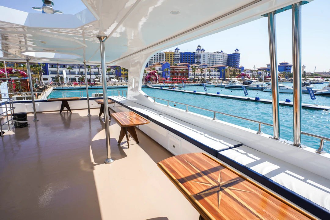 Porto Marina: Eyoun El Bahr Private Yacht Trip with Swimming and Optional Lunch in North Coast