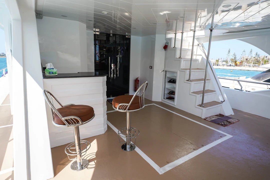 Porto Marina: Eyoun El Bahr Private Yacht Trip with Swimming and Optional Lunch in North Coast