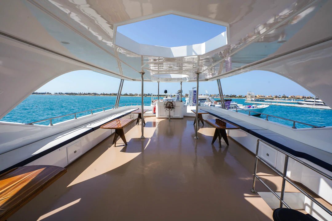 Porto Marina: Eyoun El Bahr Private Yacht Trip with Swimming and Optional Lunch in North Coast