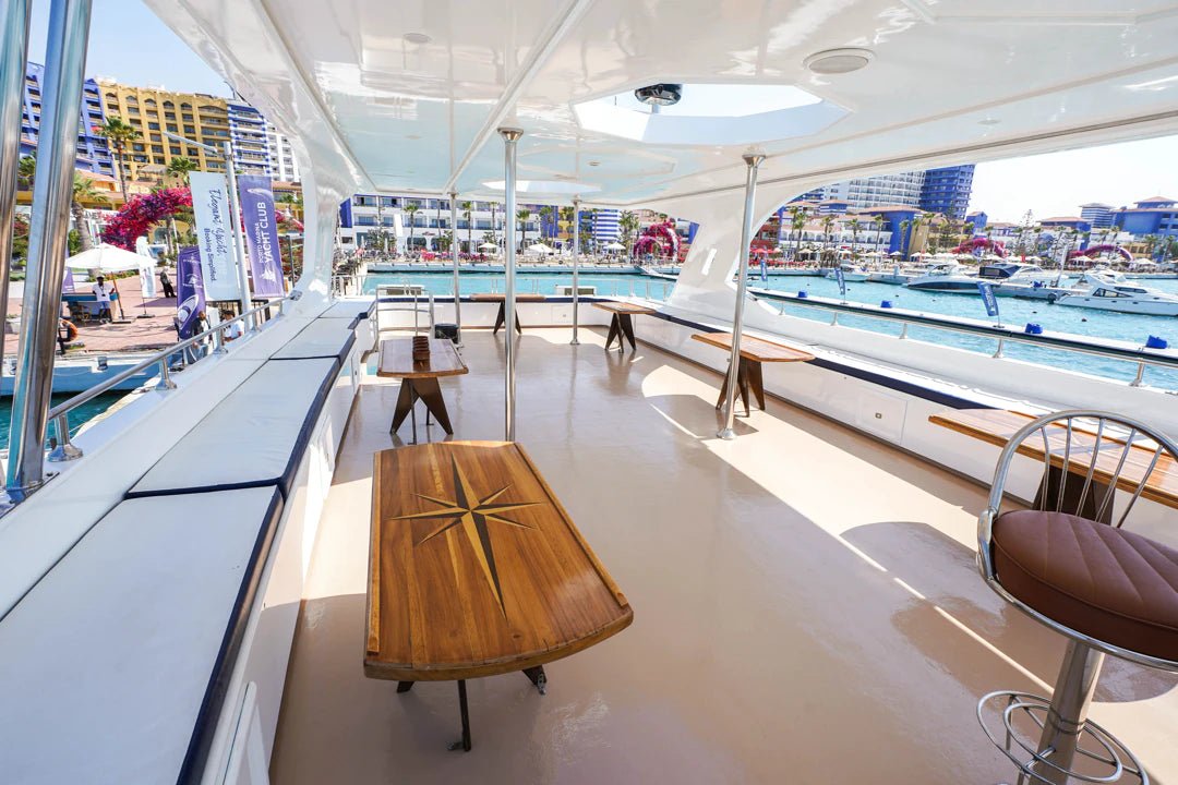 Porto Marina: Eyoun El Bahr Private Yacht Trip with Swimming and Optional Lunch in North Coast