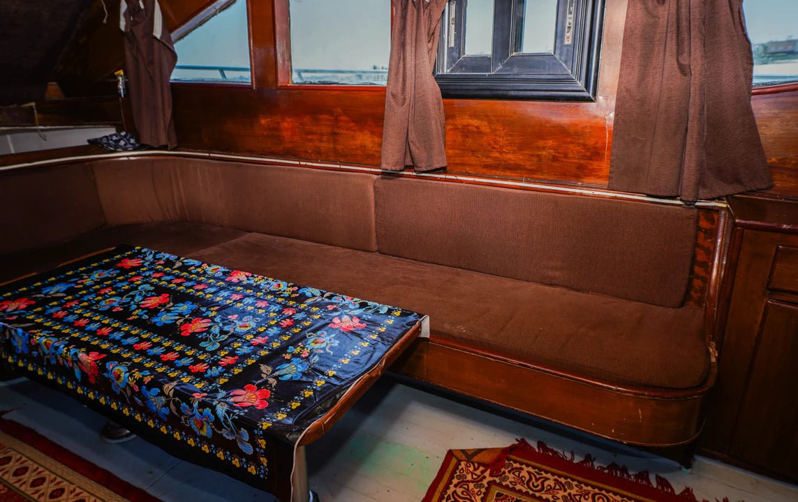 Porto Marina: Miracle Private Yacht Trip with Swimming and Optional Lunch in North Coast