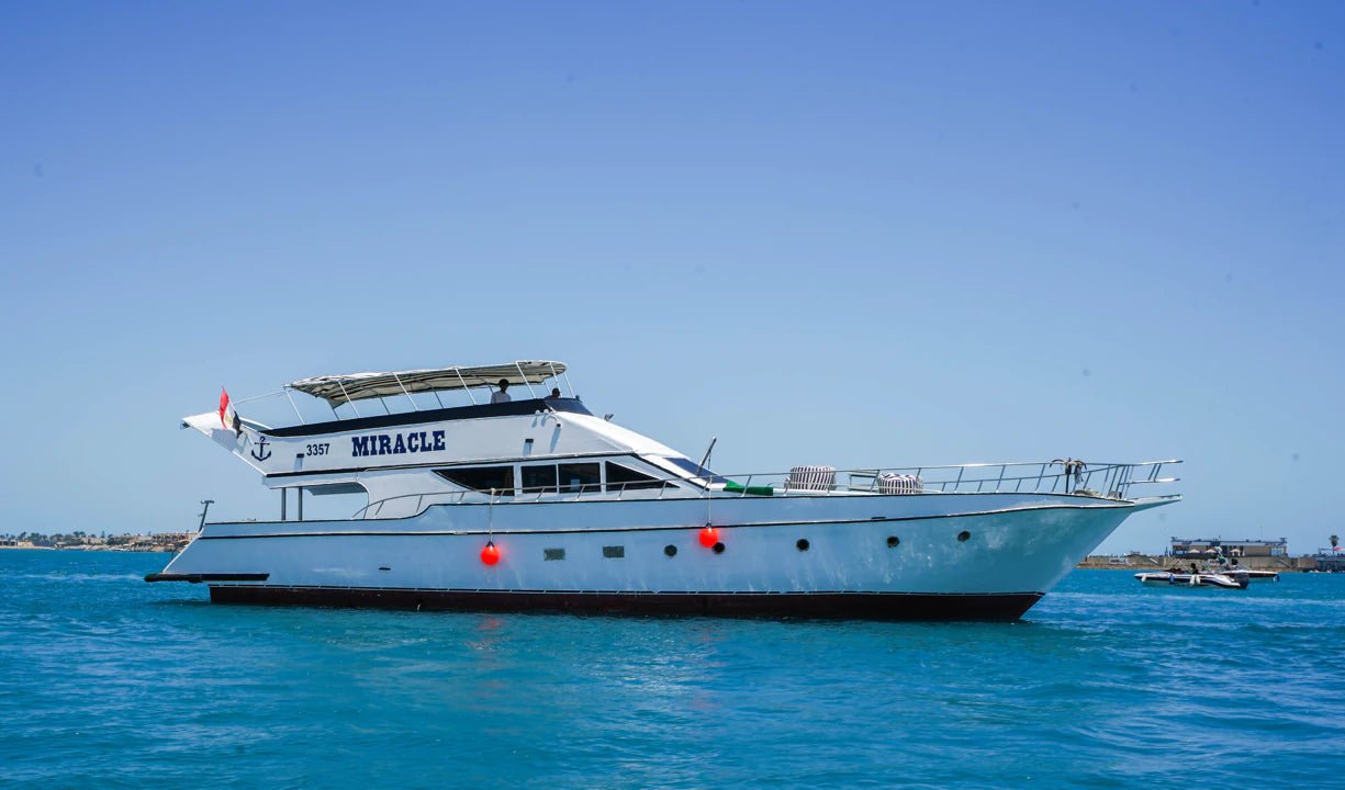 Porto Marina: Miracle Private Yacht Trip with Swimming and Optional Lunch in North Coast