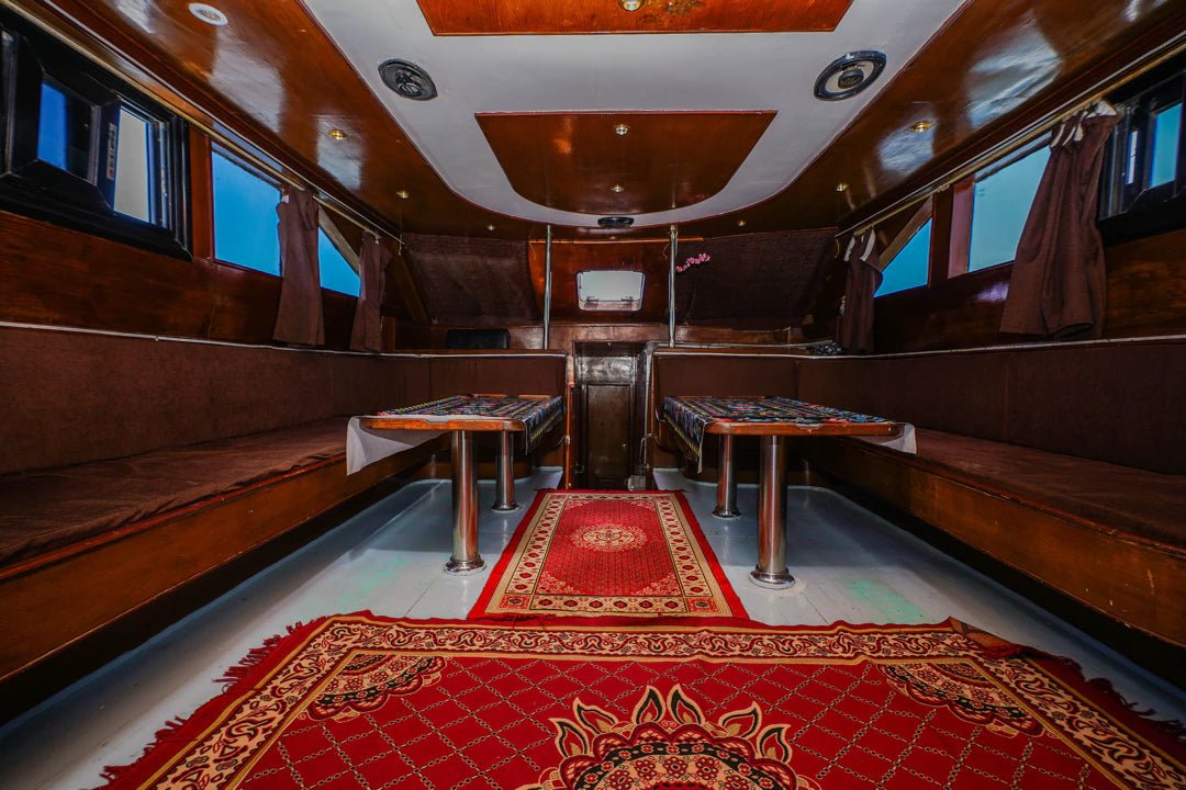 Porto Marina: Miracle Private Yacht Trip with Swimming and Optional Lunch in North Coast