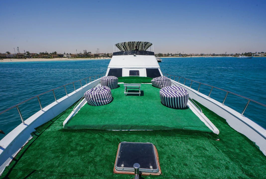 Porto Marina: Miracle Private Yacht Trip with Swimming and Optional Lunch in North Coast