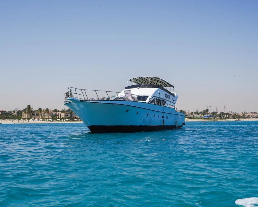 Porto Marina: Miracle Private Yacht Trip with Swimming and Optional Lunch in North Coast