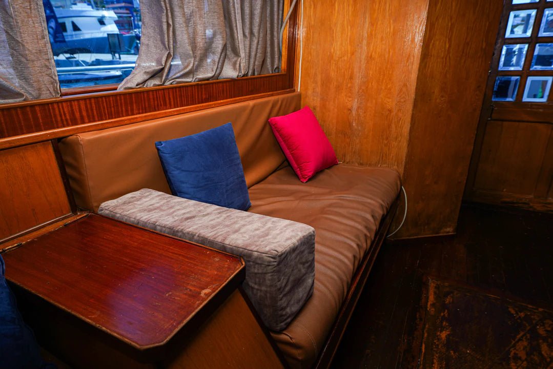 Porto Marina: Portonoshka Private Yacht Trip with Swimming and Optional Lunch in North Coast