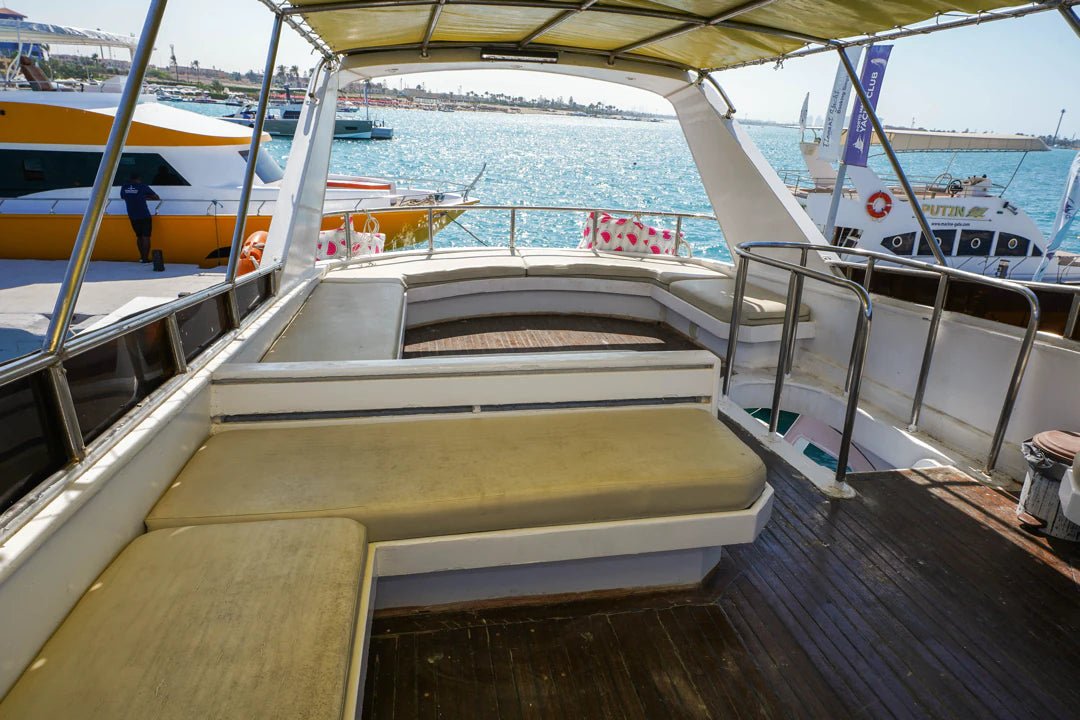 Porto Marina: Portonoshka Private Yacht Trip with Swimming and Optional Lunch in North Coast