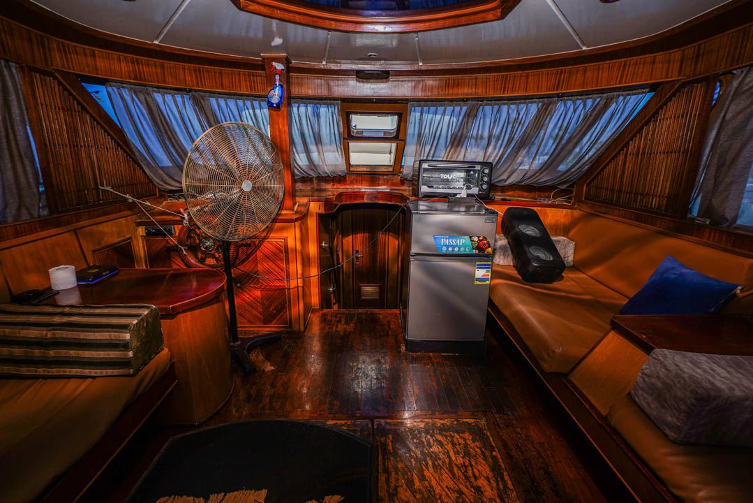 Porto Marina: Portonoshka Private Yacht Trip with Swimming and Optional Lunch in North Coast