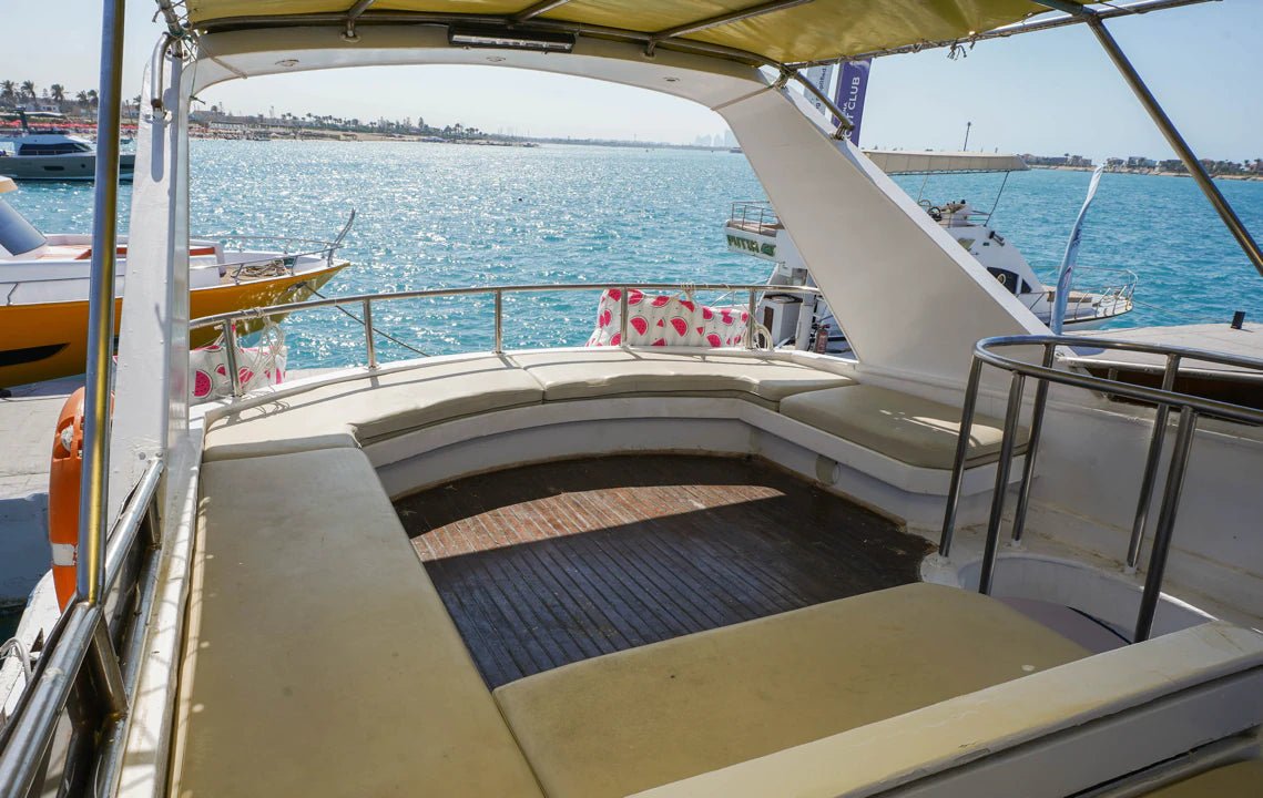 Porto Marina: Portonoshka Private Yacht Trip with Swimming and Optional Lunch in North Coast