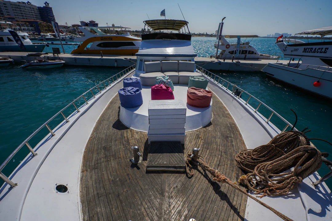 Porto Marina: Portonoshka Private Yacht Trip with Swimming and Optional Lunch in North Coast