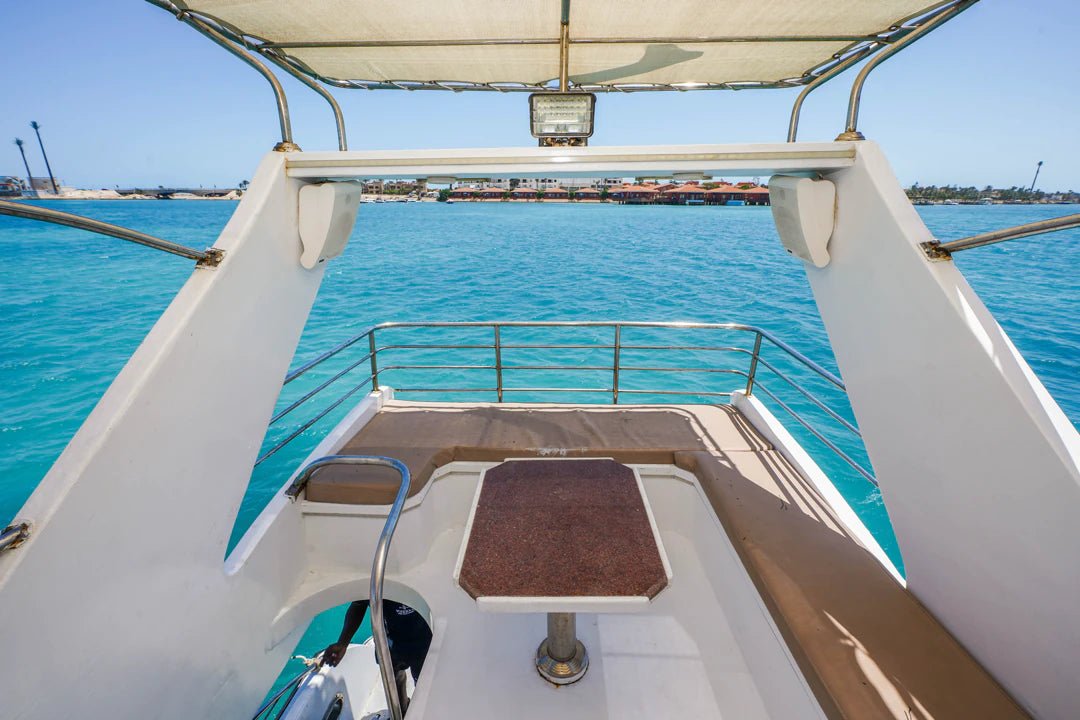 Porto Marina: Putin Private Yacht Trip with Swimming and Optional Lunch in North Coast