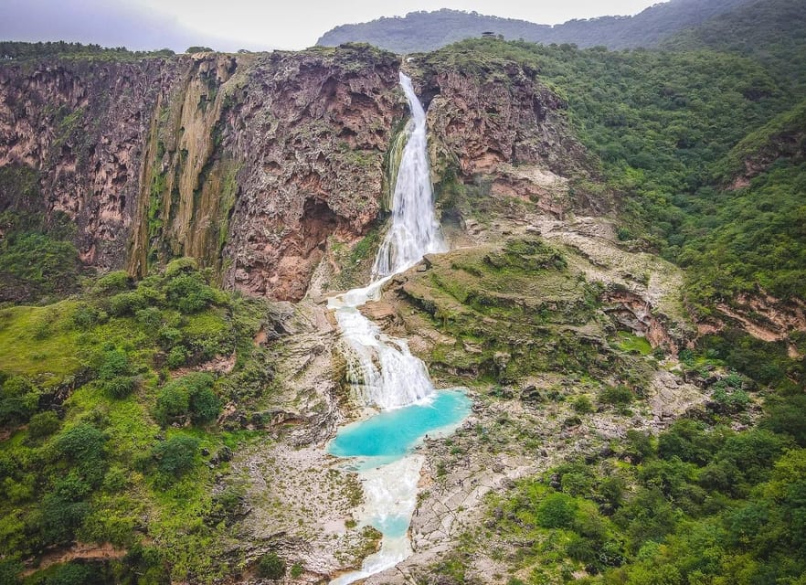 Salalah: East Coast Highlights Tour to Wadi Darbat Waterfalls and Jabal Samhan Mountain