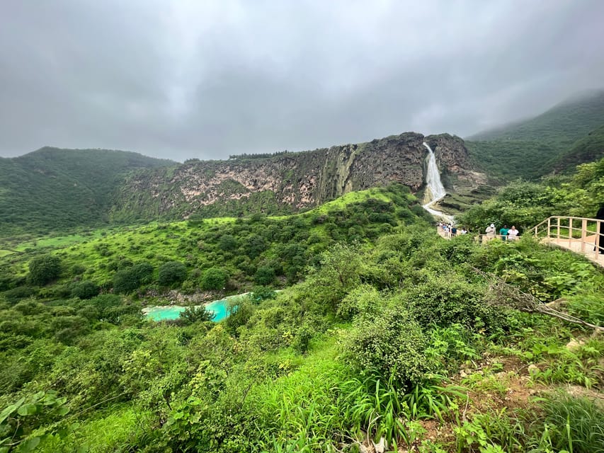 Salalah: East Coast Highlights Tour to Wadi Darbat Waterfalls and Jabal Samhan Mountain