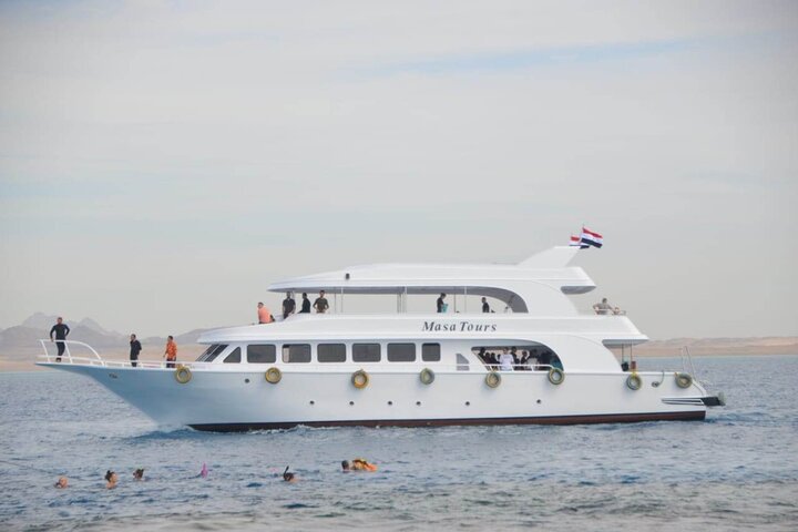 Sharm El Sheikh: Snorkeling and Diving to Ras Mohamed And White Island by VIP Boat