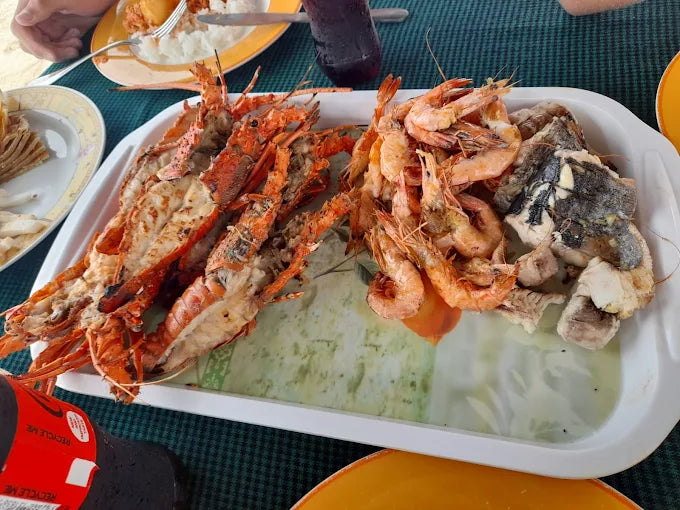 Zanzibar: Tur Perahu Layar ke Pungume Sandbank dengan Snorkeling dan Makan Siang BBQ