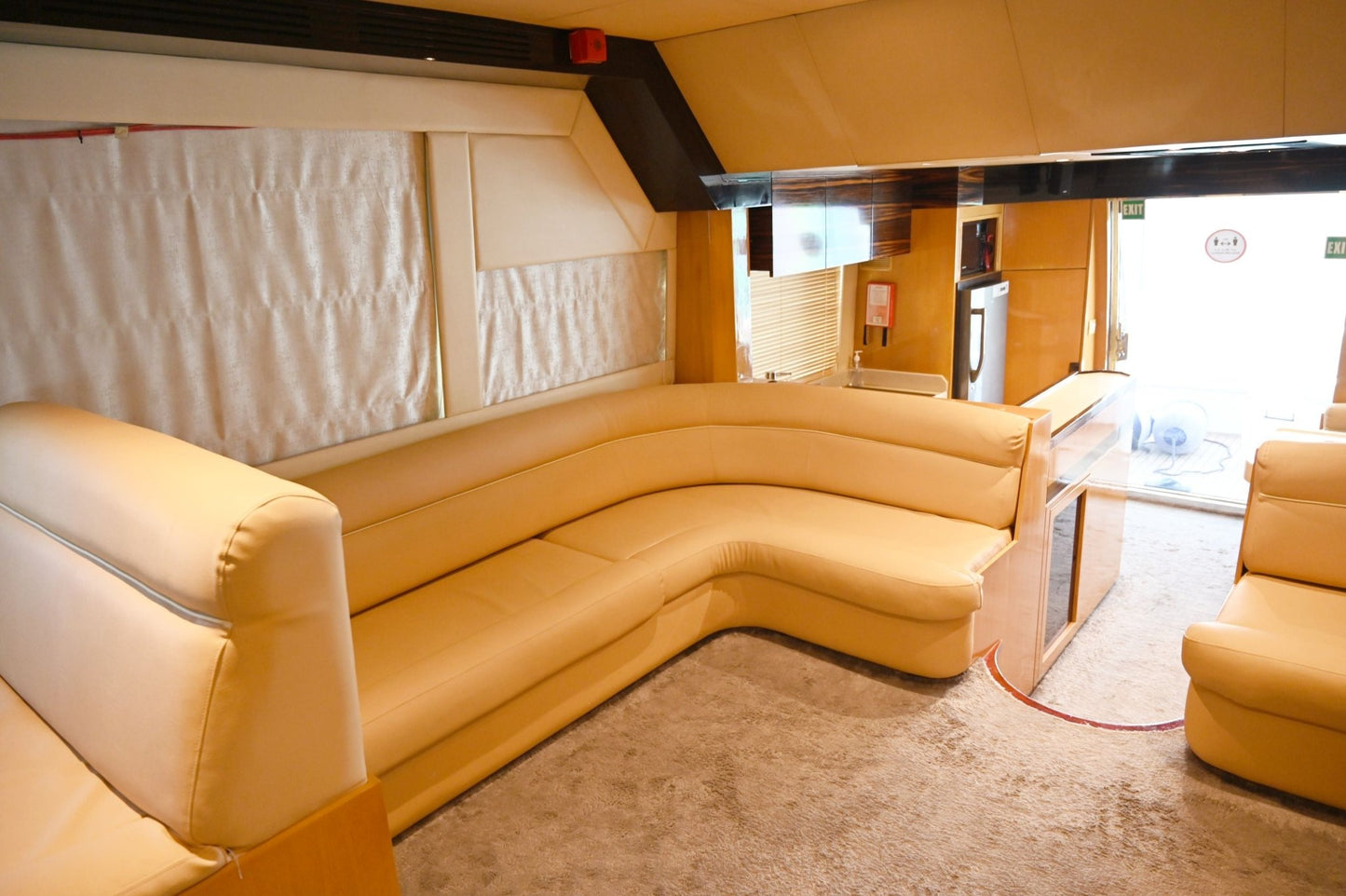 Dubai: passeio de iate Majesty de 59 pés