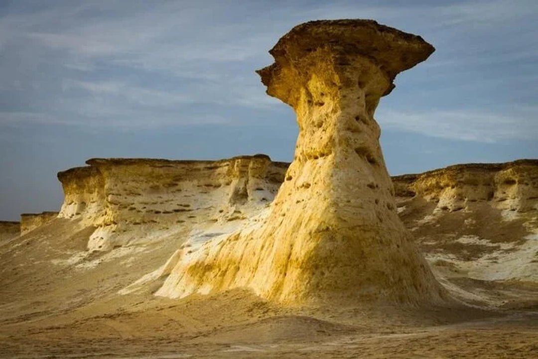West Qatar: Richard Serra Desert Sculpture and Umbrella Rock Tour