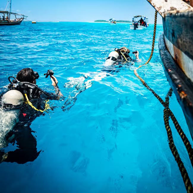 Zanzibar: 2 - Days Advanced PADI Open Water Diving Course with Lunch