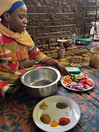Zanzibar: Culinary Class and Sunset Dhow Cruise with Snorkeling