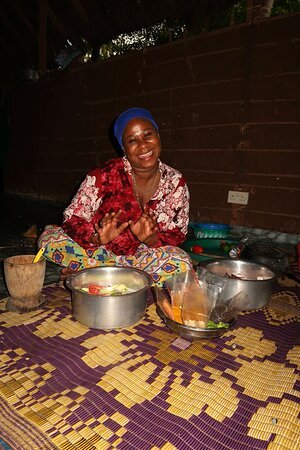Zanzibar: Culinary Class and Sunset Dhow Cruise with Snorkeling
