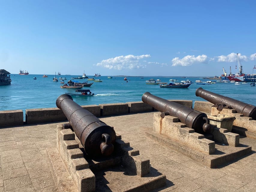 Zanzibar: Half - Day Spice Farm and Stone Town Historical Tour
