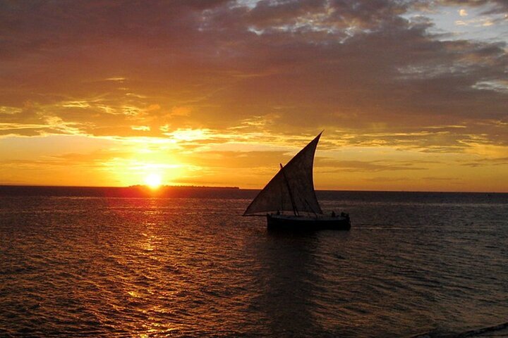 Zanzibar: Mnemba Island Snorkeling, Sea Turtles and Kendwa Beach Full - Day Tour