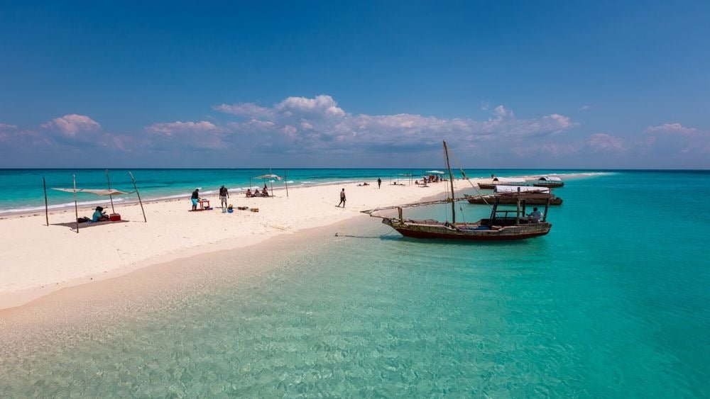 Zanzibar: Prison Island and Nakupenda Sandbank Boat Tour with BBQ Lunch