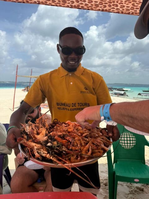 Zanzibar: Prison Island and Nakupenda Sandbank Boat Tour with BBQ Lunch
