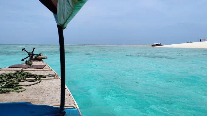 Zanzibar: Private Nakupenda Sandbank Boat Tour with Seafood Lunch for Couples