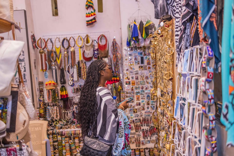 Zanzibar: Spice Farm, Stone Town, and Prison Island Tour with Lunch